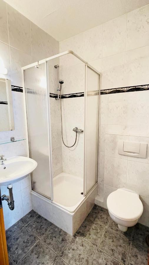 Hotel Merkur Garni Sarstedt Ngoại thất bức ảnh